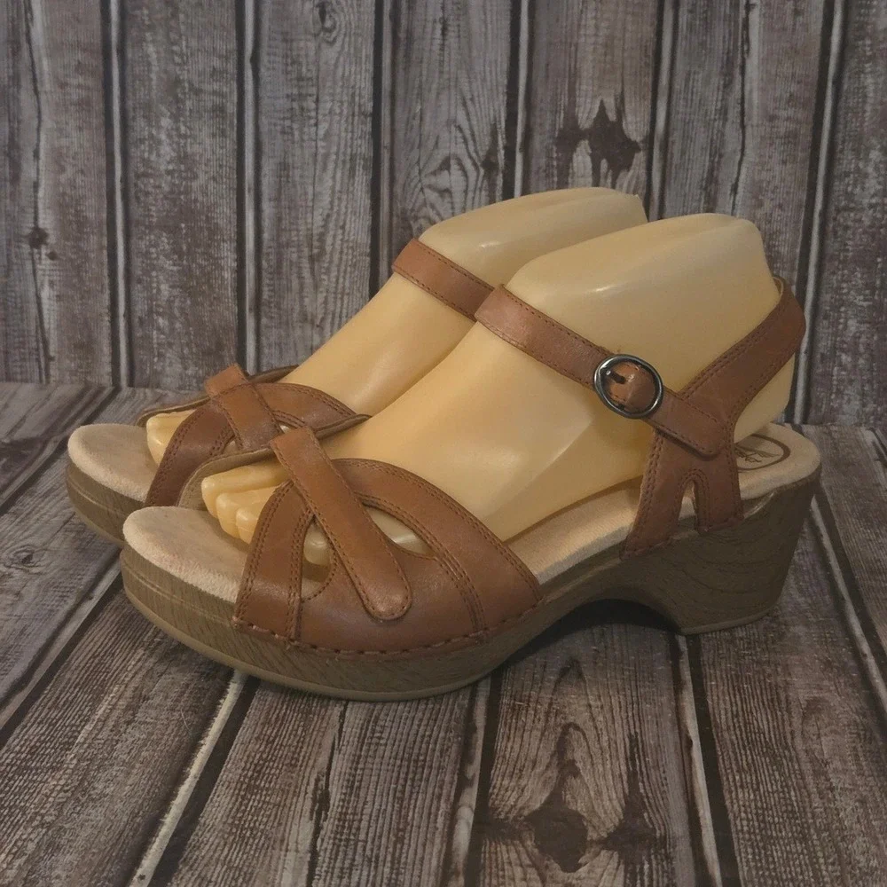 Sz 40/ 9.5-10 Dansko Season Brown Leather Comfort Wedge Sandals Excellent